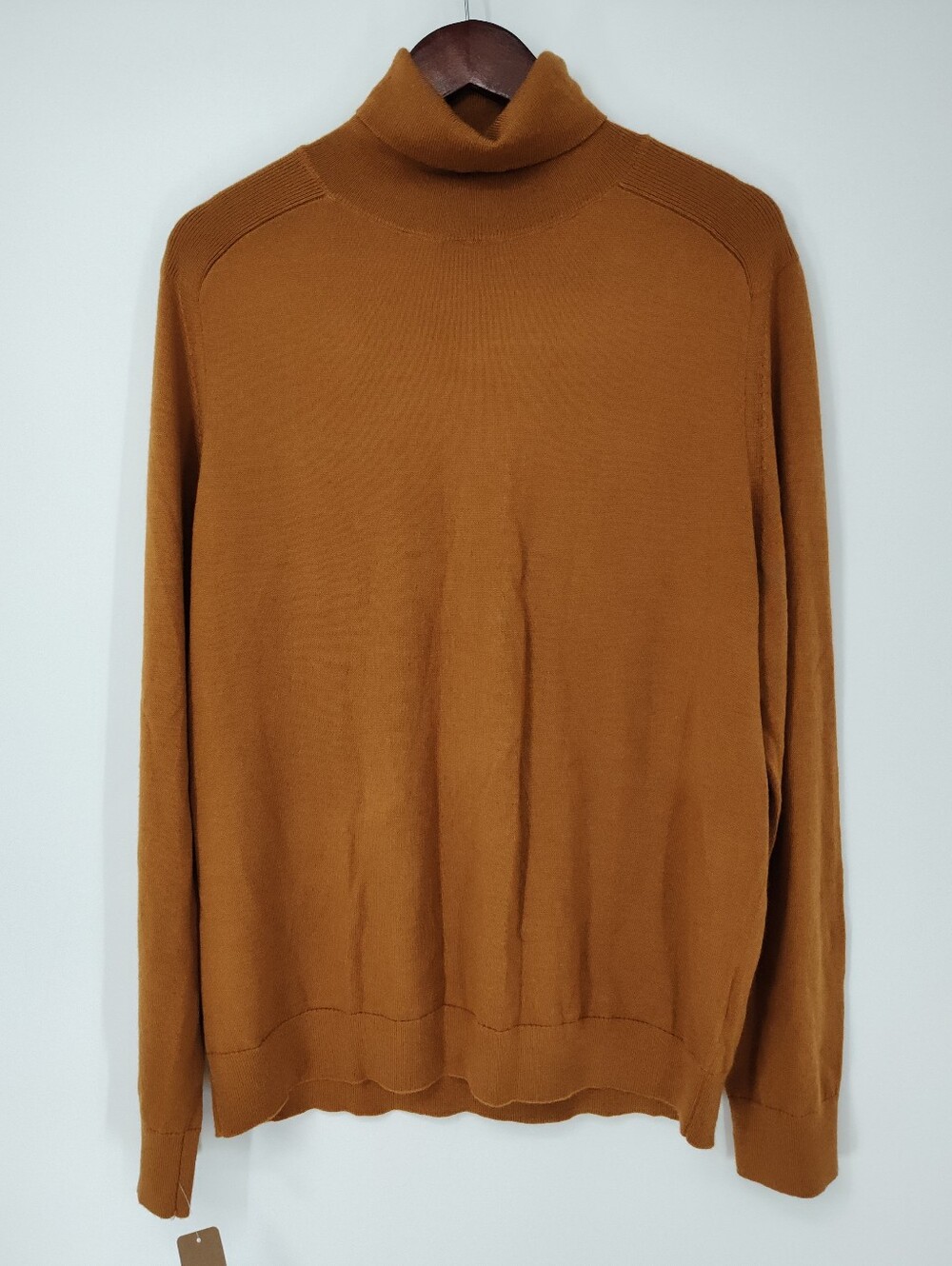 Express Men's Merino Wool Blend Turtleneck Sweater in Camel Size X Large